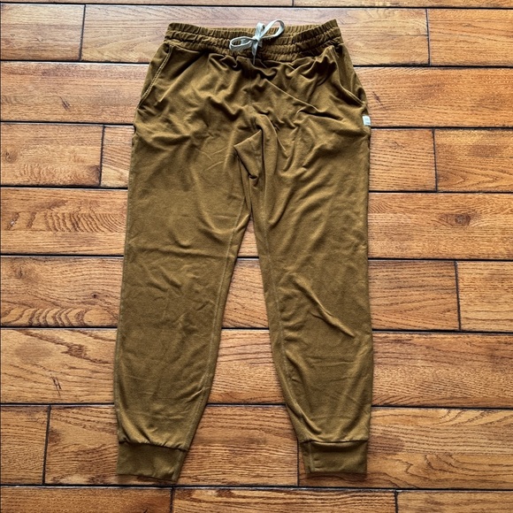 Vuori Performance Jogger Pants Women’s Sz XS Mustard Gold Size XS DreamKnit - Picture 2 of 10